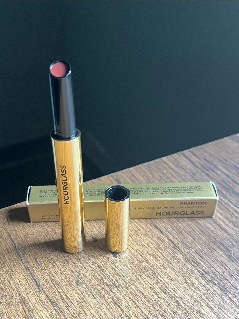 Hourglass Phantom Lip Glossy Balm — Lure 175